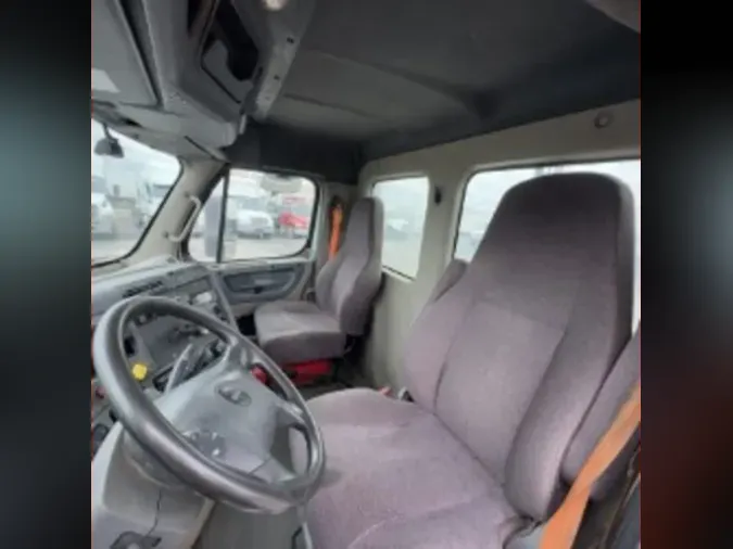 2019 FREIGHTLINER/MERCEDES CASCADIA 1258f5c8e9684eac34325484e2b2a6d396c