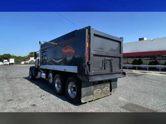 2018 Peterbilt 389