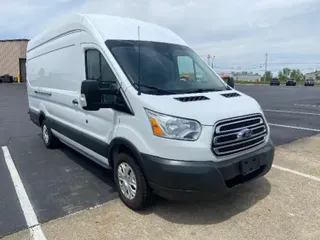 2018 FORD MOTOR COMPANY TRAN350