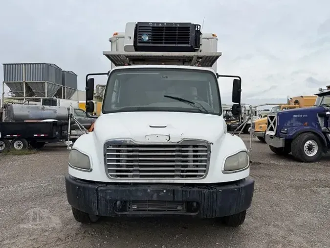 2004 FREIGHTLINER BUSINESS CLASS M2 1068f66dfeab8cc847c11b06825f966154f