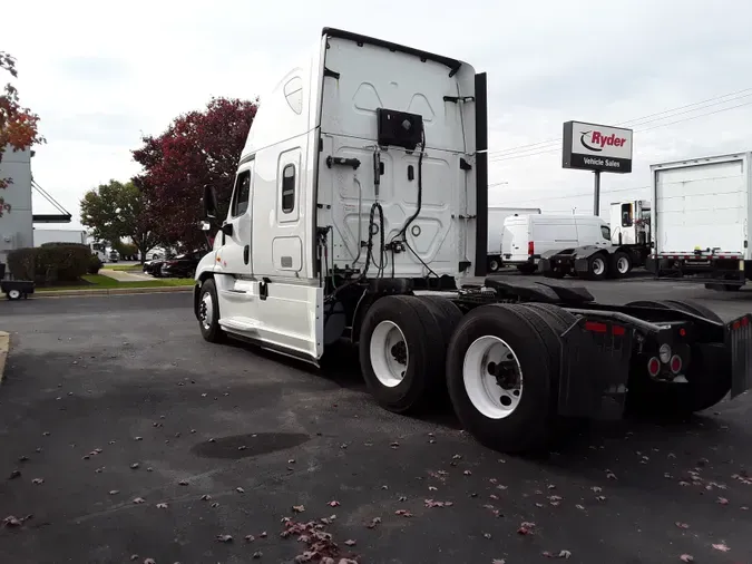 2020 FREIGHTLINER/MERCEDES CASCADIA 125