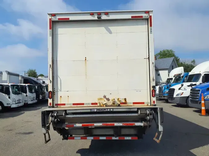2019 FREIGHTLINER M2 106