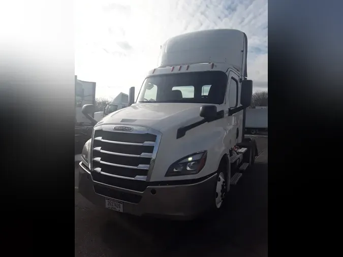 2019 FREIGHTLINER/MERCEDES NEW CASCADIA PX12664