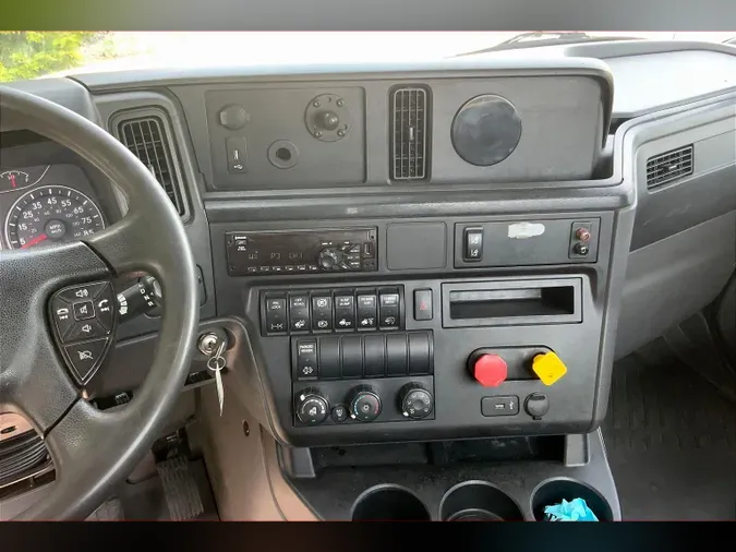 2020 INT LT625 6x4