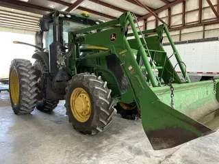 2014 John Deere 7210R
