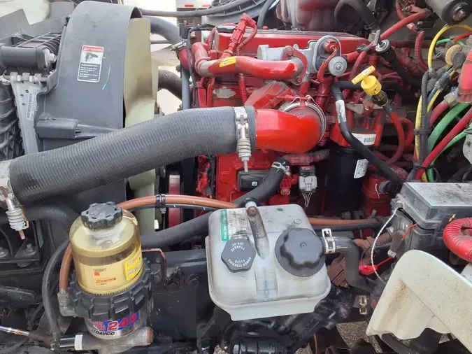 2020 FREIGHTLINER/MERCEDES M2 106