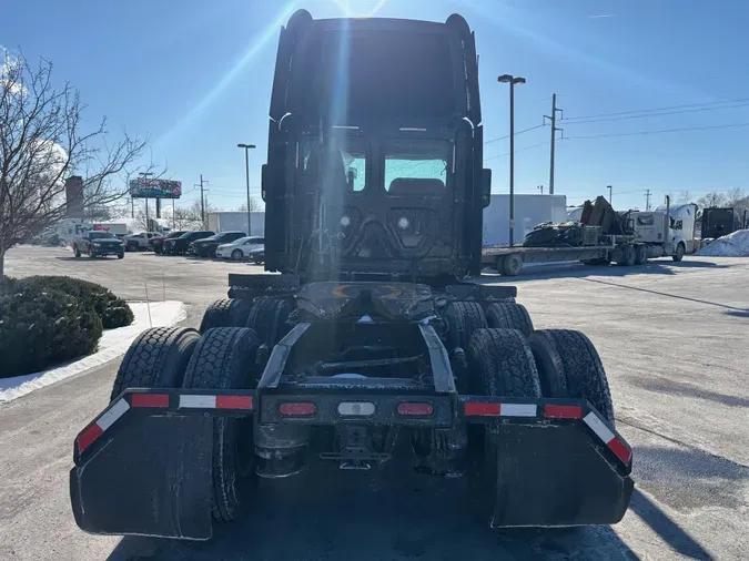 2019 Freightliner New Cascadia