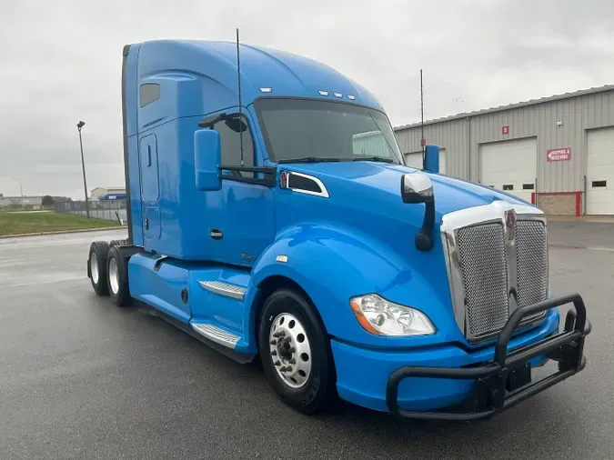 2021 Kenworth T680