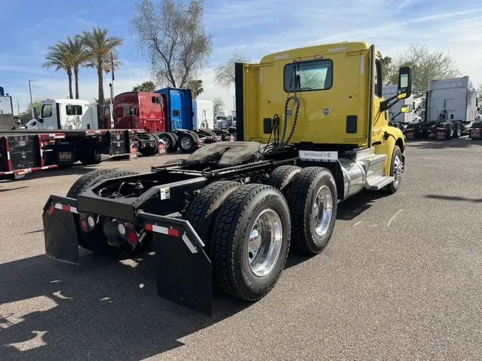 2021 Peterbilt 579