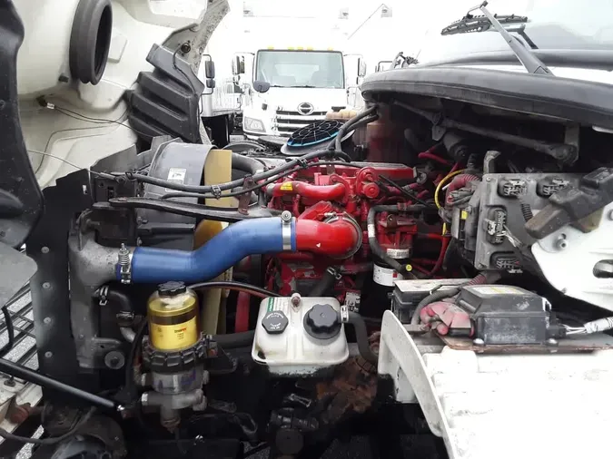 2018 FREIGHTLINER/MERCEDES M2 106