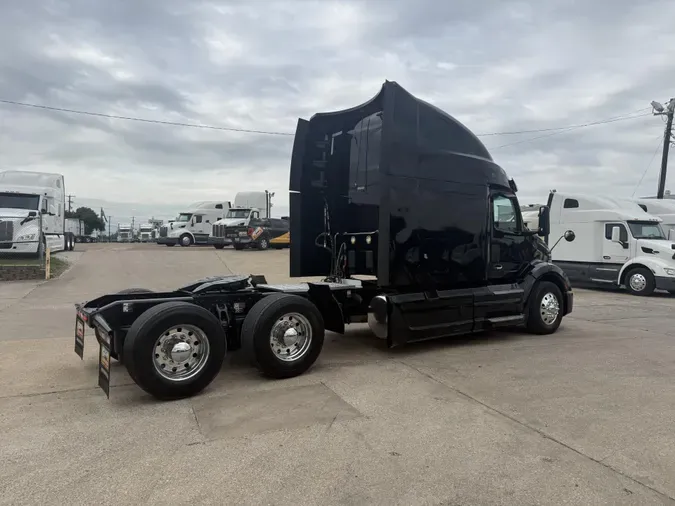 2022 Peterbilt 579