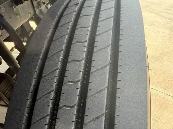 2022 Isuzu FTR8f7f896d3d6e66aa926a38be0235412d