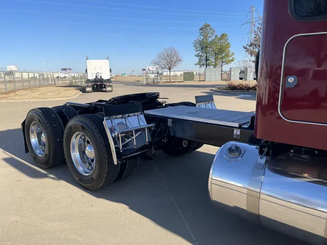 2020 Peterbilt 579