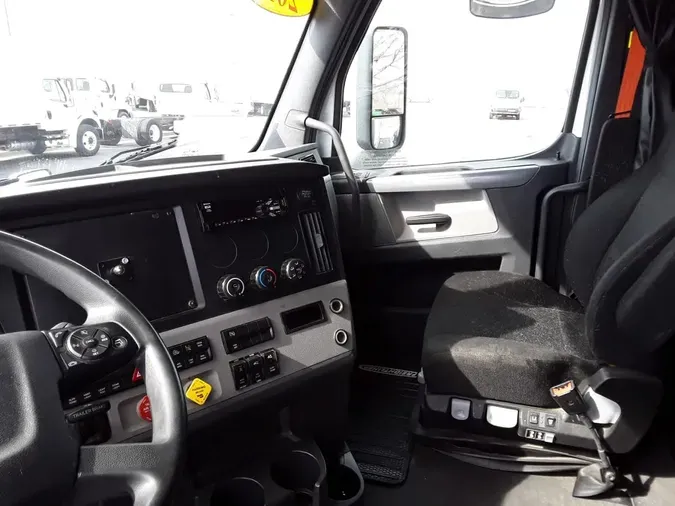 2019 FREIGHTLINER/MERCEDES NEW CASCADIA PX12664