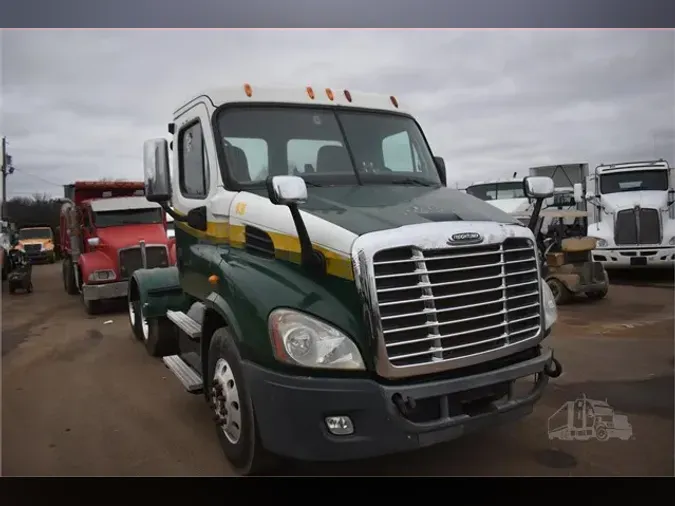 2013 FREIGHTLINER CASCADIA 113