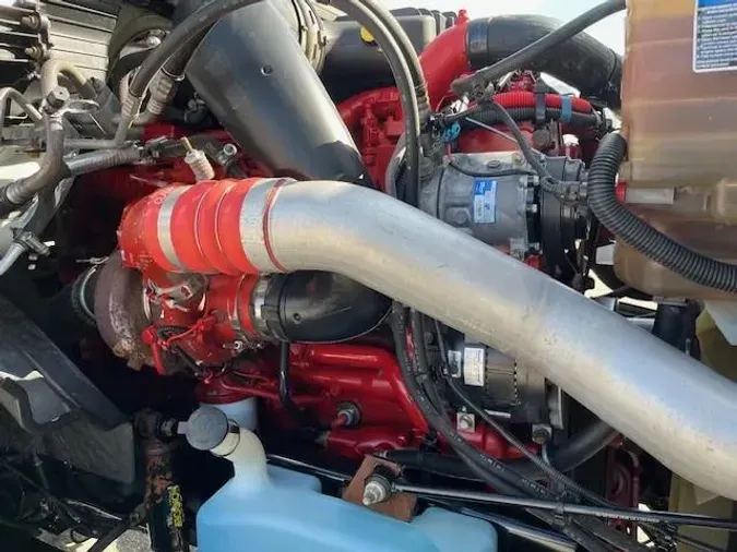 2021 International LT625
