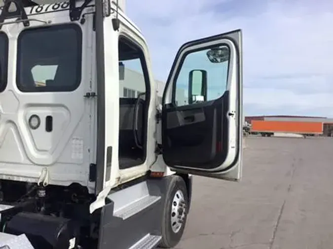 2019 Freightliner Cascadia