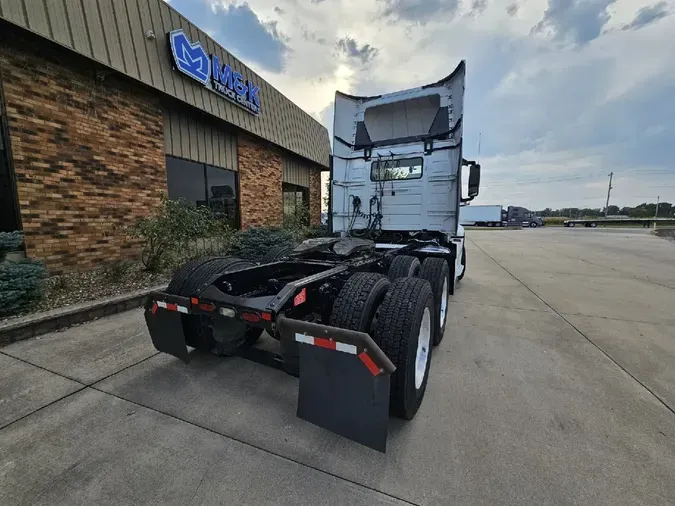 2021 VOLVO VNR64T3008f86c44e7910673648bb2d9195f80f93