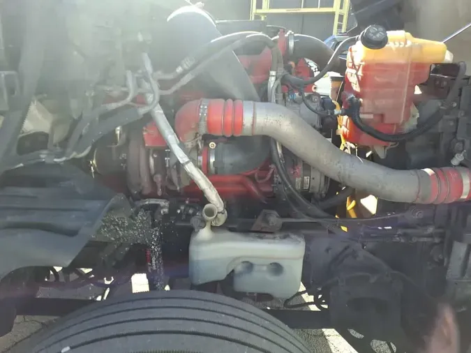 2020 NAVISTAR INTERNATIONAL LT625 SLPR CAB