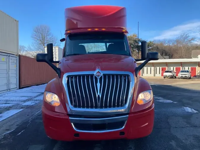 2020 NAVISTAR INTERNATIONAL LT625 DAYCAB T/A