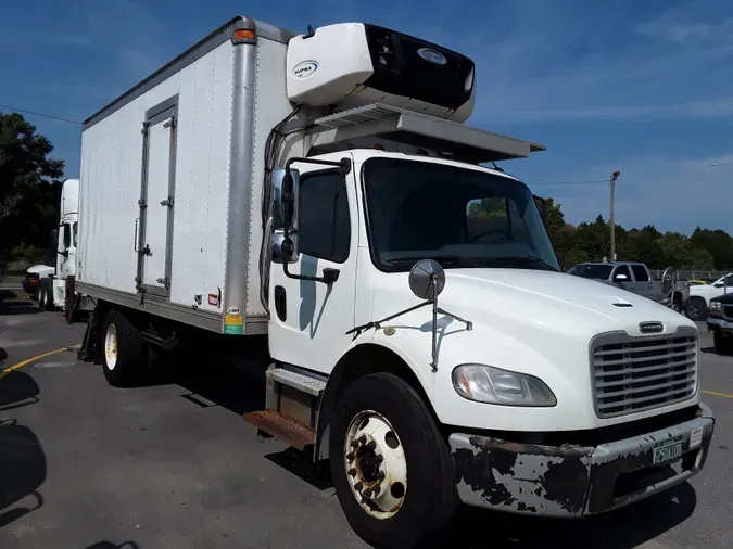 2016 FREIGHTLINER/MERCEDES M2 106