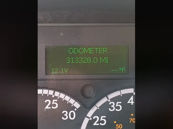 2022 FREIGHTLINER M2 106