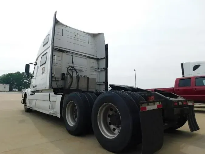 2015 Volvo VNL