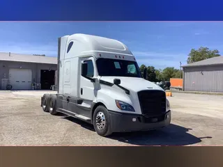 2020 Freightliner Cascadia