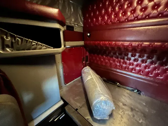 2021 Kenworth W900L8f9799b7a997c327e20757b5c4aec4d8