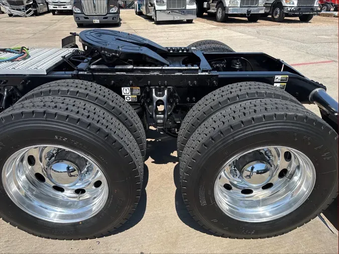 2022 Peterbilt 389