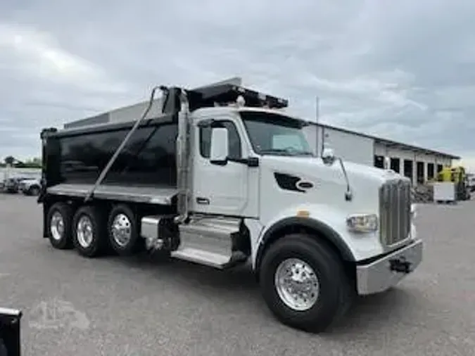 2025 PETERBILT 567