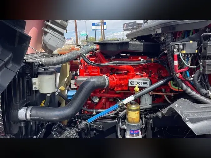 2021 INTERNATIONAL LT625
