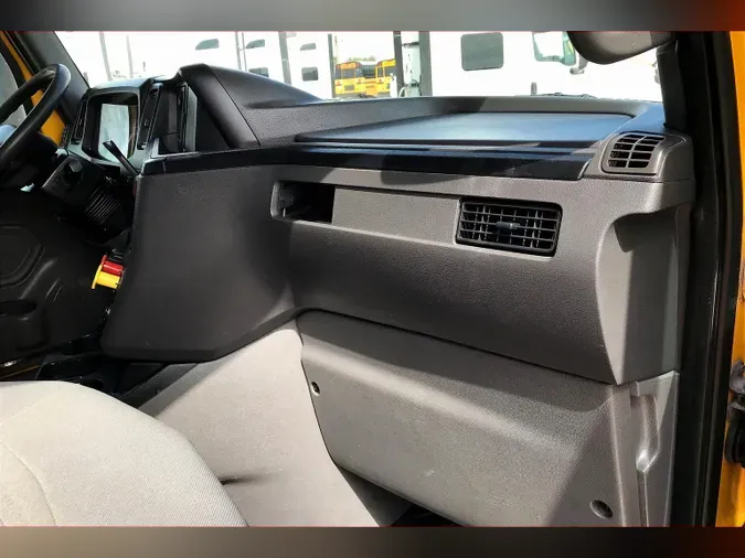 2019 INT LT625 6x4