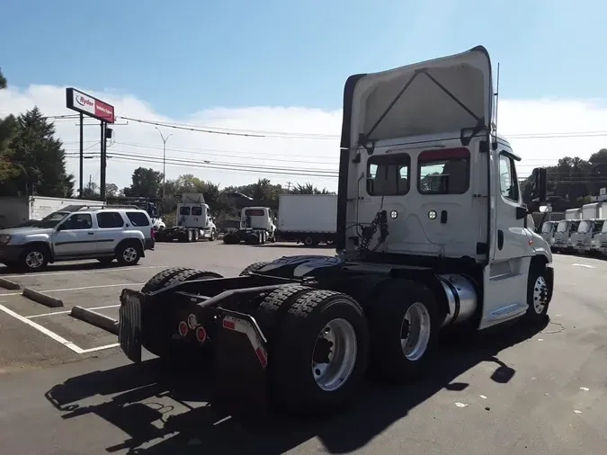 2020 FREIGHTLINER/MERCEDES CASCADIA 1258fa9c2cca9c72255b14e59af45e63fa1