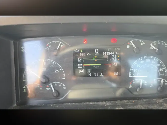 2020 Volvo VNL3008fa9d6e27e09711a296362300931c460
