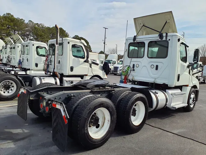 2019 FREIGHTLINER/MERCEDES NEW CASCADIA PX12664