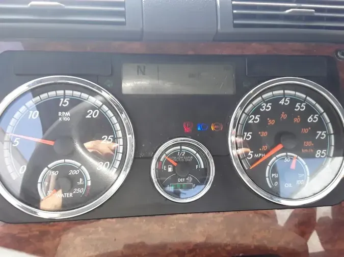 2019 FREIGHTLINER CASCADIA 125