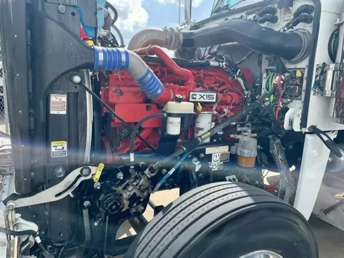 2024 Peterbilt 389