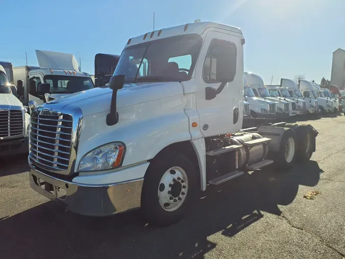 2018 FREIGHTLINER/MERCEDES CASCADIA 1258fae1bbe649fed376ee9878084001bbe