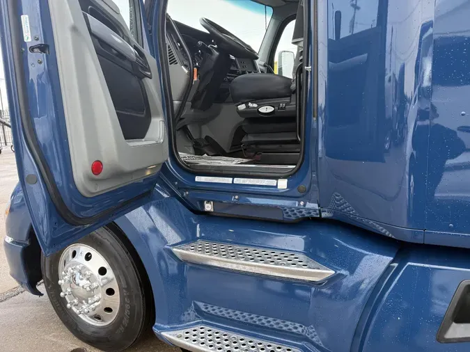 2022 Kenworth T680