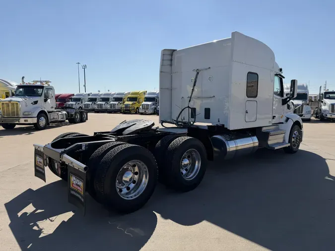 2022 Peterbilt 579