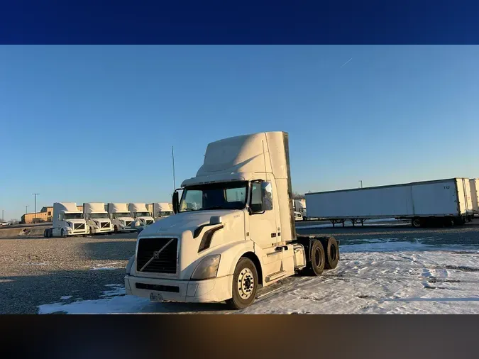 2018 Volvo VNL300