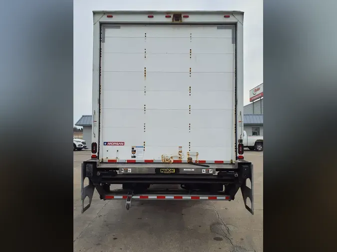 2019 FREIGHTLINER/MERCEDES M2 106