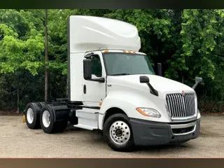 2020 INT LT625 6x4