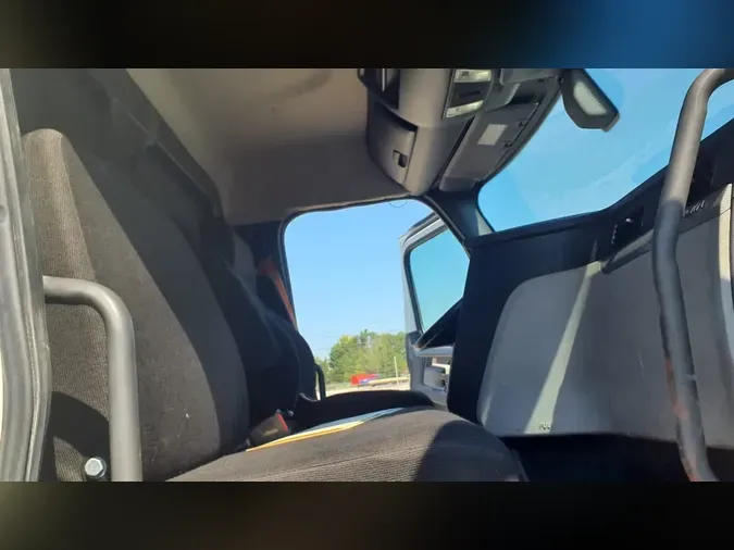 2019 FREIGHTLINER/MERCEDES NEW CASCADIA PX12664