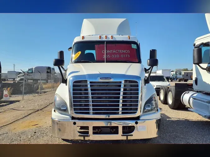 2019 FREIGHTLINER/MERCEDES CASCADIA 125