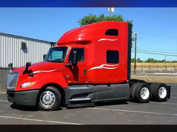 2023 INT LT625 6X4
