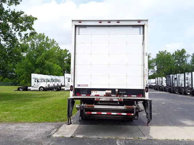 2019 FREIGHTLINER/MERCEDES M2 106