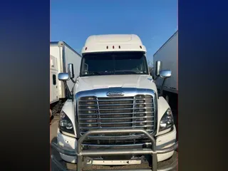 2016 Freightliner Cascadia