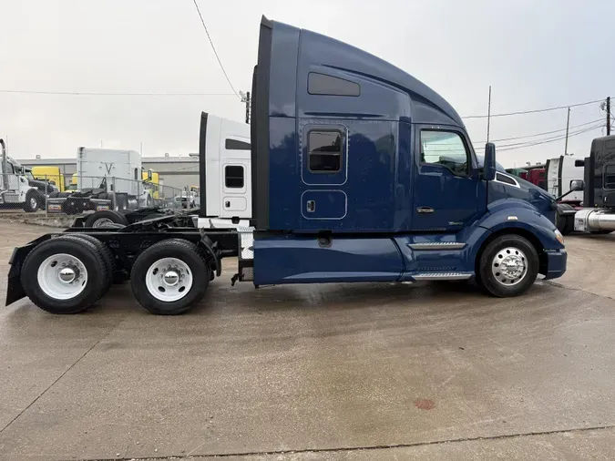 2022 Kenworth T680